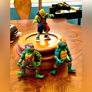 Teenage Mutant Ninja Turtles, three pack.